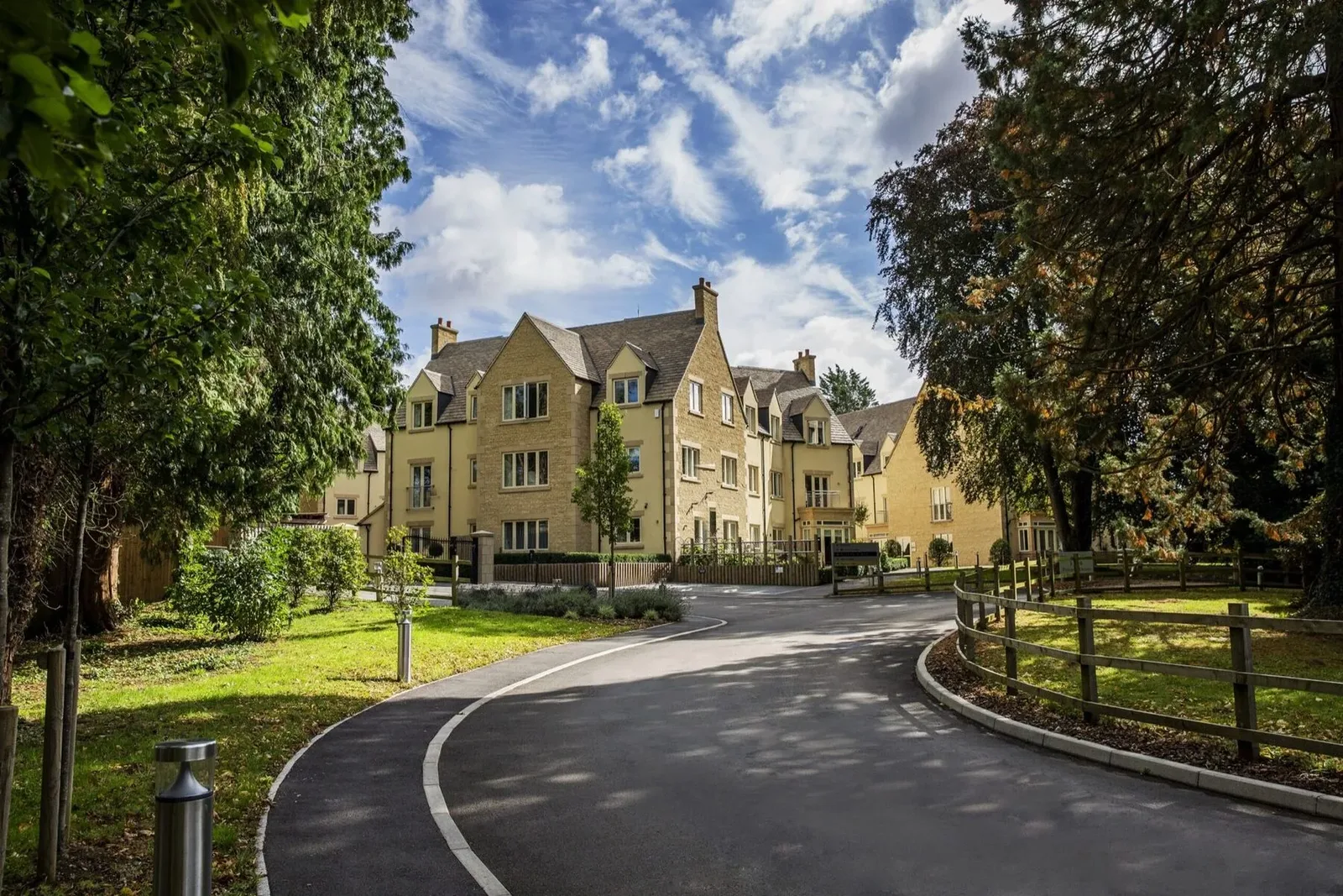 The drive up to Stratton Court, Cirencester