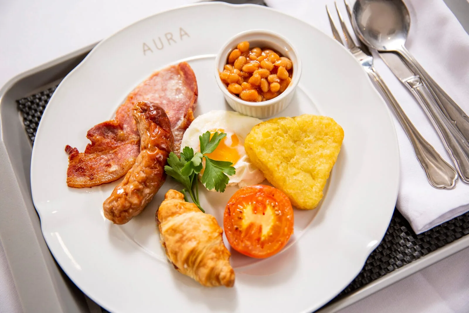 A breakfast table laid at Stratton Court