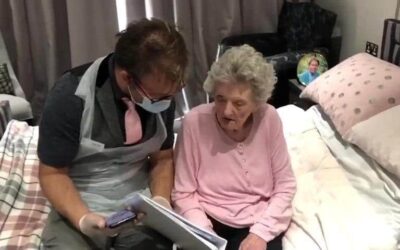 Cirecester Aura Care Resident’s Message from Sir Cliff Richard